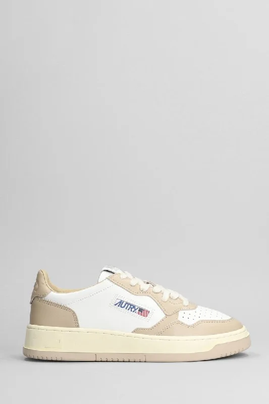 Autry Medalist Low Sneakers