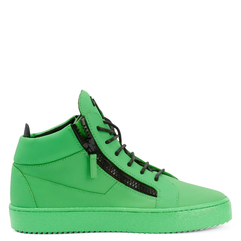 Giuseppe Zanotti Kriss