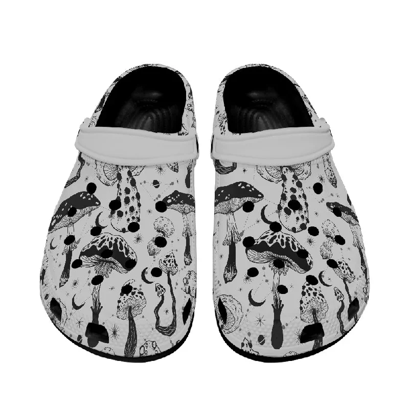 Black White Mushrooms Women's Clogs Black Sole