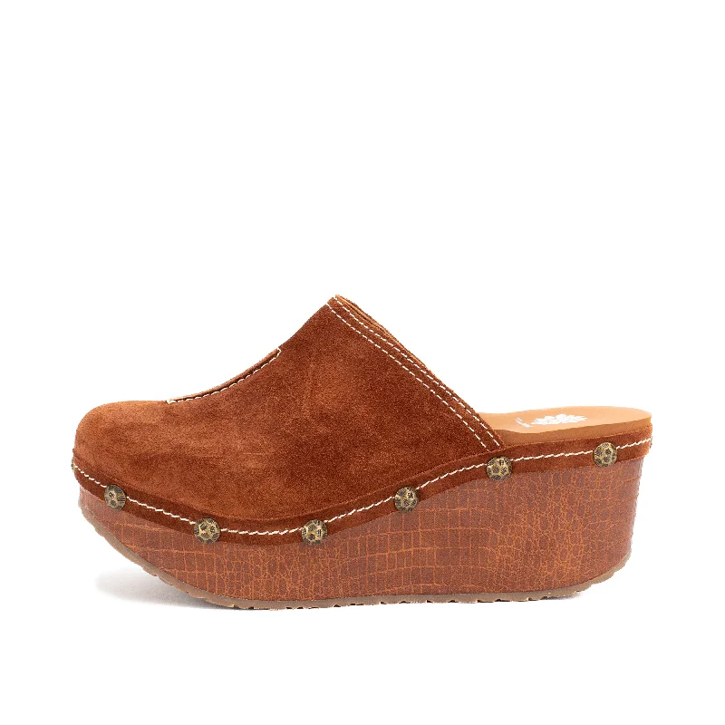 Brody Wedge Clog