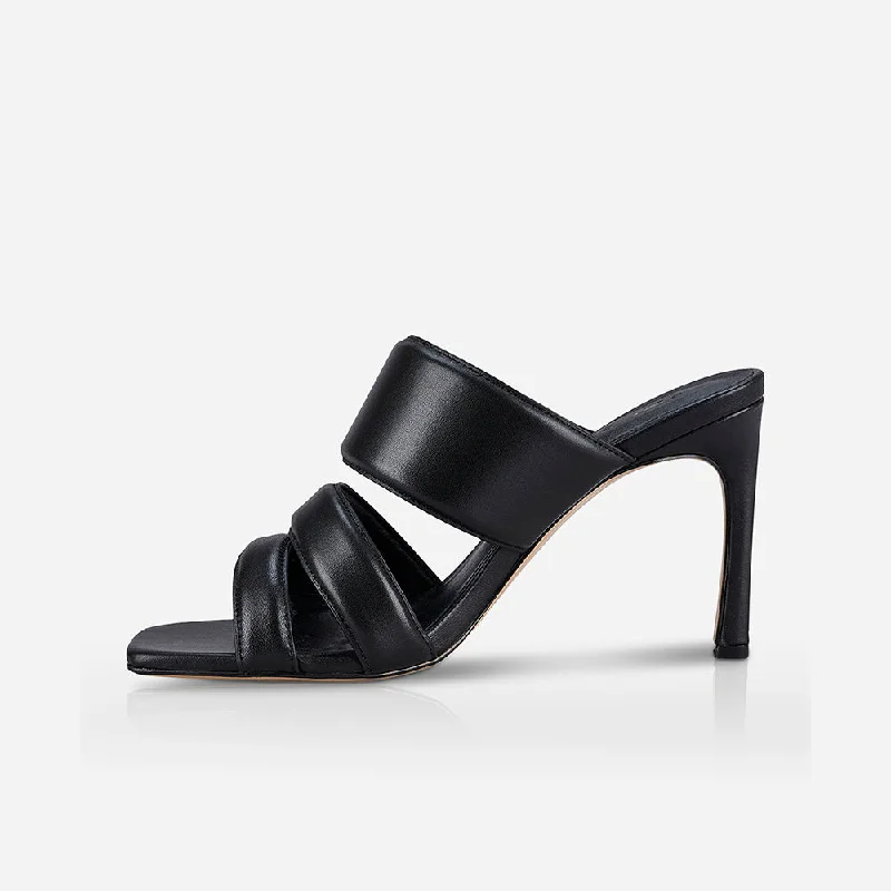 Pia Mule Black