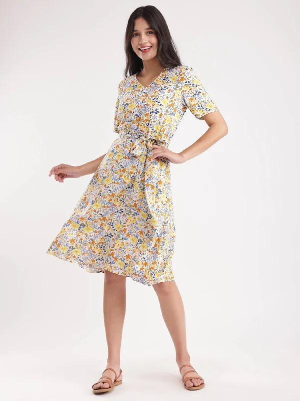 Floral Fit And Flare Dress - Multicolour