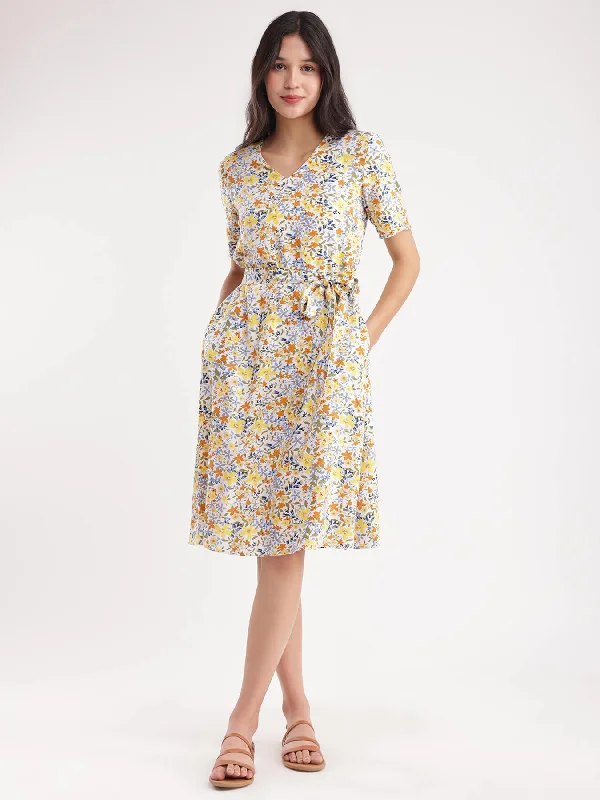 Floral Fit And Flare Dress - Multicolour