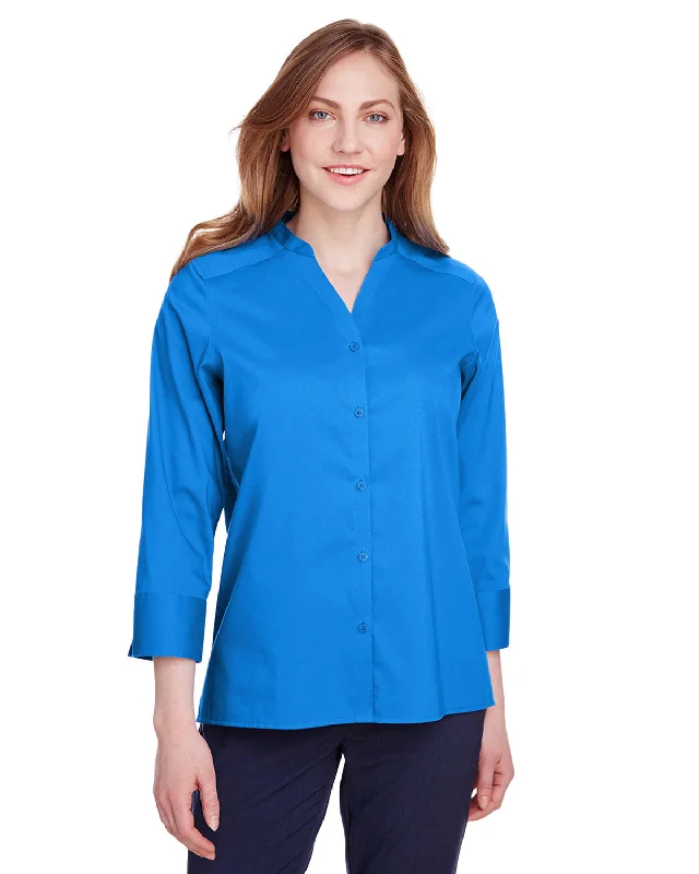 Devon & Jones DG560W Ladies' Crown  Collection Stretch Broadcloth 3/4 Sleeve Blouse