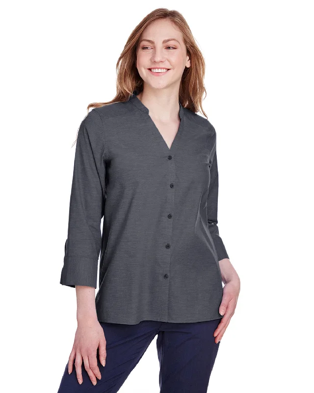 Devon & Jones DG562W Ladies' Crown Collection Stretch Pinpoint Chambray 3/4 Sleeve Blouse